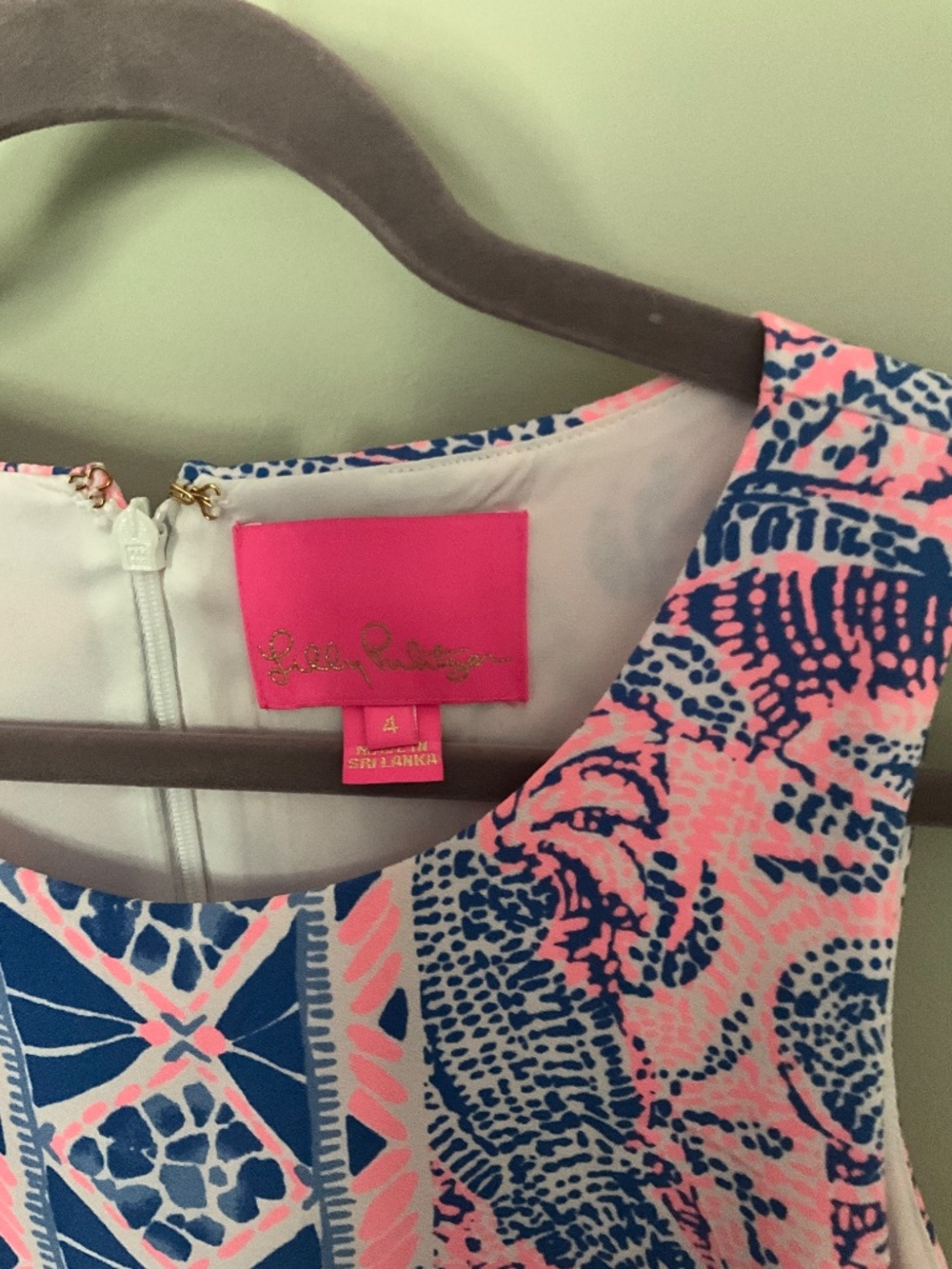 Lilly Pulitzer Donna Romper Size 4 Maybe Gator — Excellent Pre-Owned Condition - Picture 3 of 5